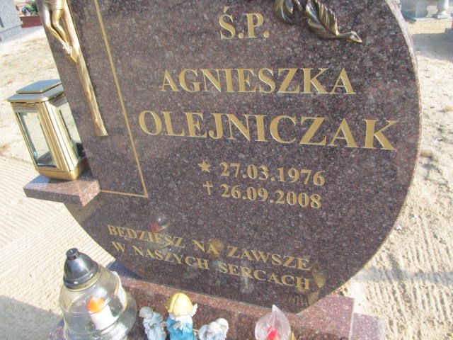 Grób Agnieszka Krystyna Olejniczak